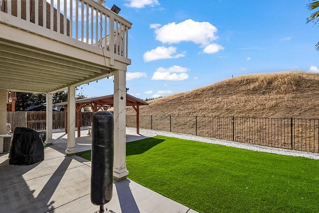 9505 Sarazen Ct, Patterson, CA 95363