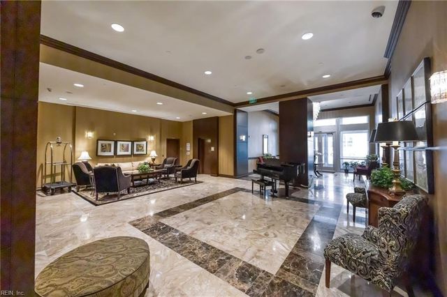 4545 Commerce St Unit 3403, Virginia Beach, VA 23462