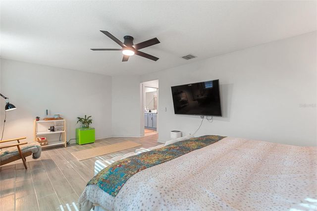 8995 FLUFFY LIE COURT, Davenport, FL 33896