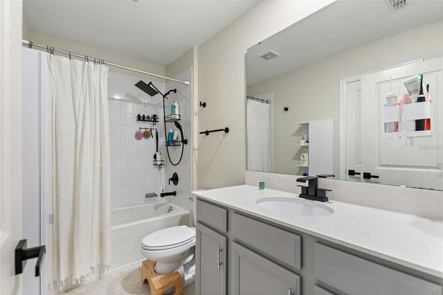 8995 FLUFFY LIE COURT, Davenport, FL 33896