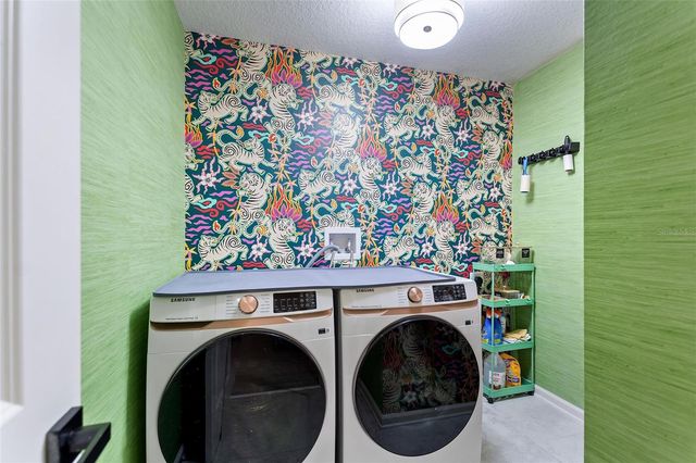 8995 FLUFFY LIE COURT, Davenport, FL 33896