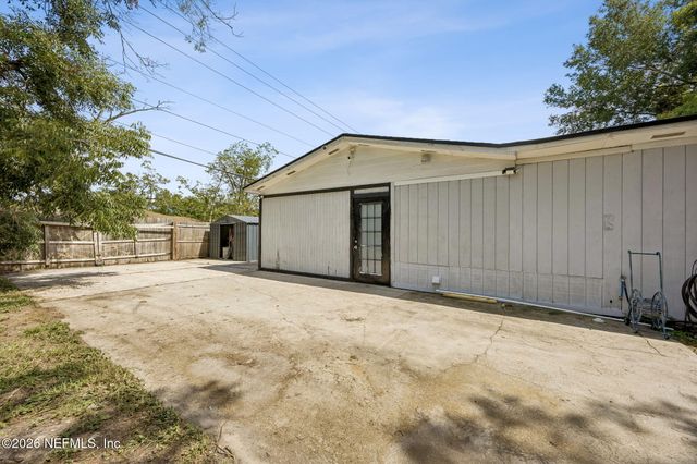8103 PASCHAL Street, Jacksonville, FL 32220