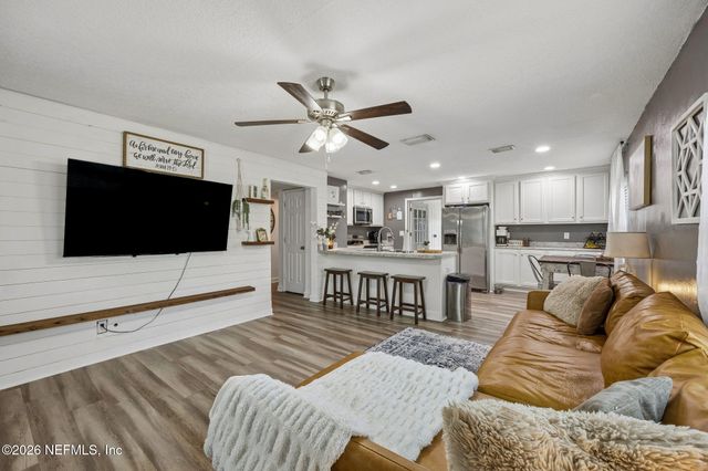8103 PASCHAL Street, Jacksonville, FL 32220