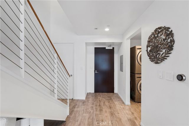 1100 Wilshire Boulevard 1707, Los Angeles, CA 90017