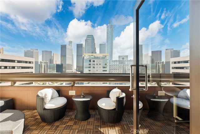 1100 Wilshire Boulevard 1707, Los Angeles, CA 90017