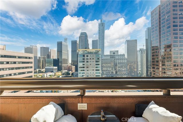 1100 Wilshire Boulevard 1707, Los Angeles, CA 90017
