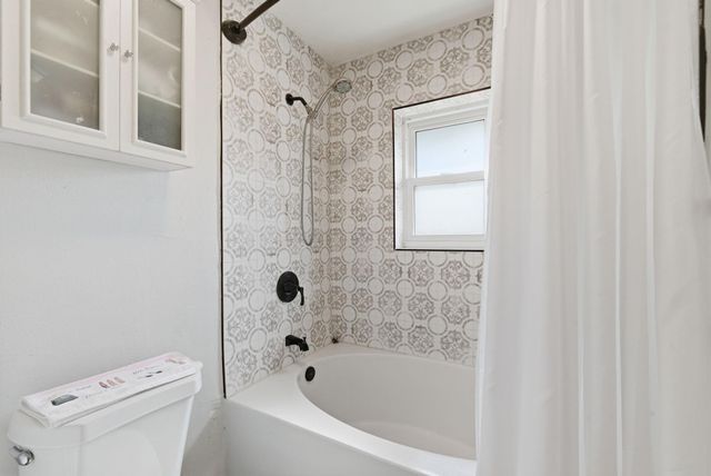 1910 Cherry Laurel Drive, Spring, TX 77386