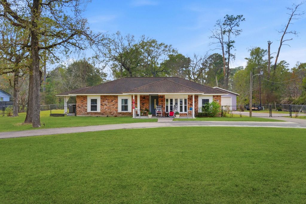 1910 Cherry Laurel Drive, Spring, TX 77386