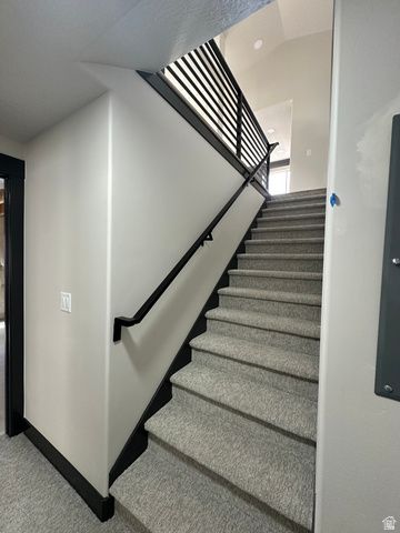 1133 E BENCHVIEW DR, Ogden, UT 84404