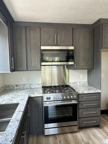 1133 E BENCHVIEW DR, Ogden, UT 84404