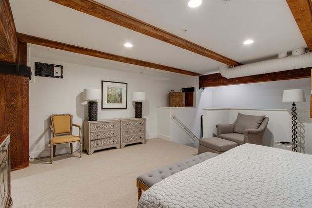 435 S Front St Apt 105, Memphis, TN 38103