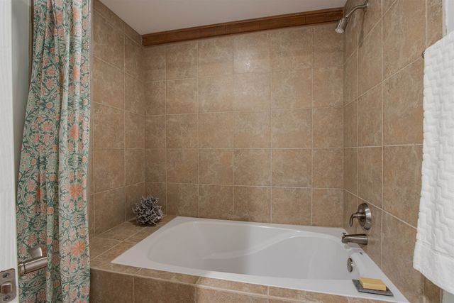 435 S Front St Apt 105, Memphis, TN 38103