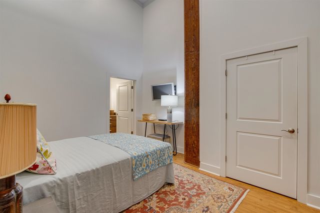 435 S Front St Apt 105, Memphis, TN 38103