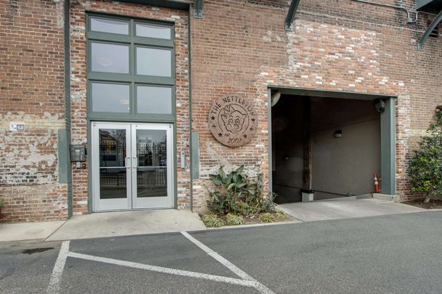 435 S Front St Apt 105, Memphis, TN 38103