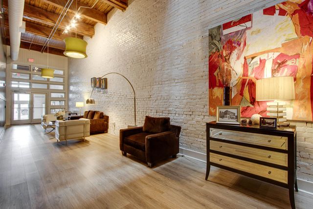 435 S Front St Apt 105, Memphis, TN 38103