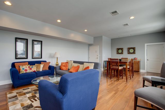 435 S Front St Apt 105, Memphis, TN 38103