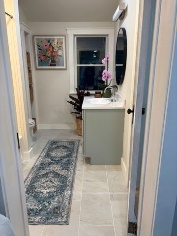 33 Pleasant, Dennis, MA 02670
