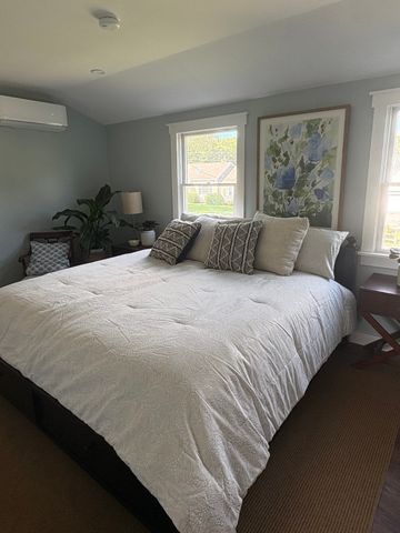 33 Pleasant, Dennis, MA 02670
