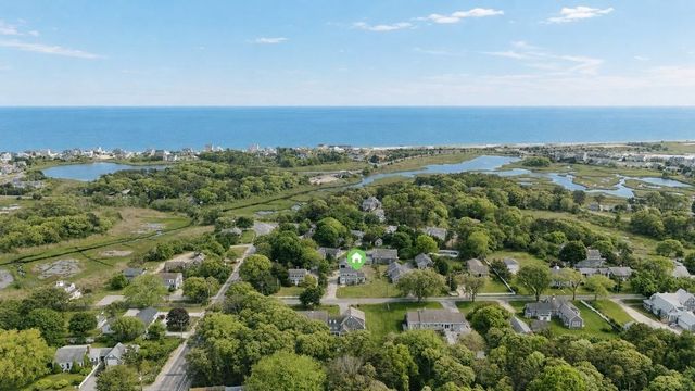 33 Pleasant, Dennis, MA 02670