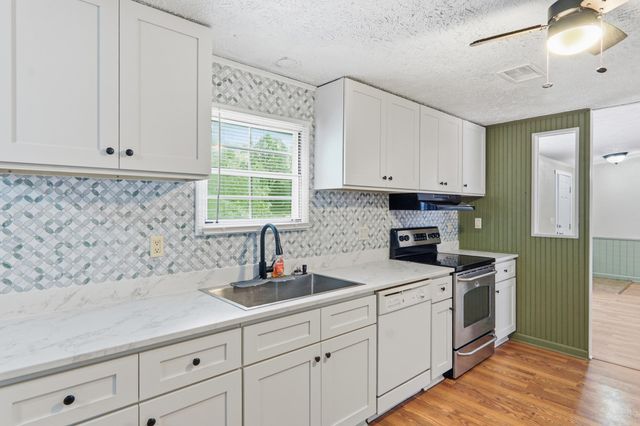 244 Vanihayn Drive, Moncks Corner, SC 29461