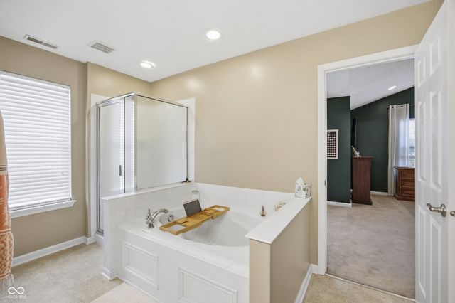 15967 Timpani Way, Noblesville, IN 46060