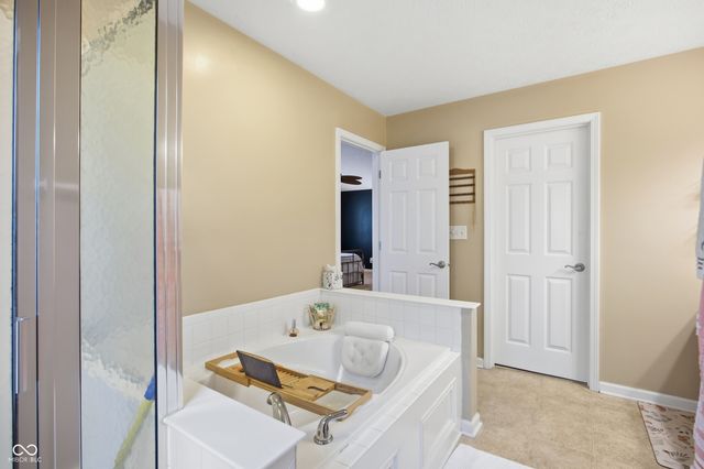 15967 Timpani Way, Noblesville, IN 46060