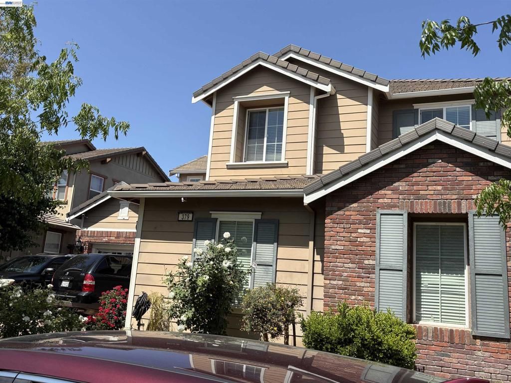 Image 1 of property listing at 379 N Sierra Madre St, Mountain House, CA 95391