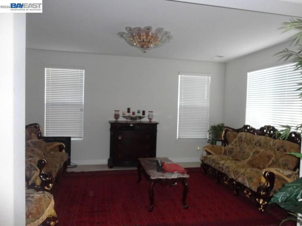Image 18 of property listing at 379 N Sierra Madre St, Mountain House, CA 95391
