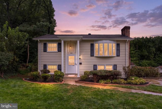 3927 FORESTDALE AVE, Woodbridge, VA 22193