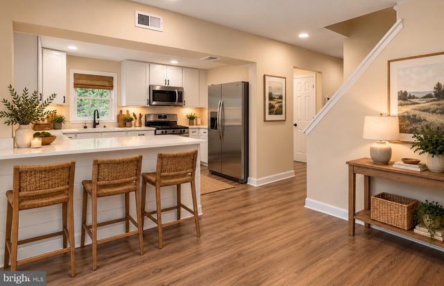 3927 FORESTDALE AVE, Woodbridge, VA 22193