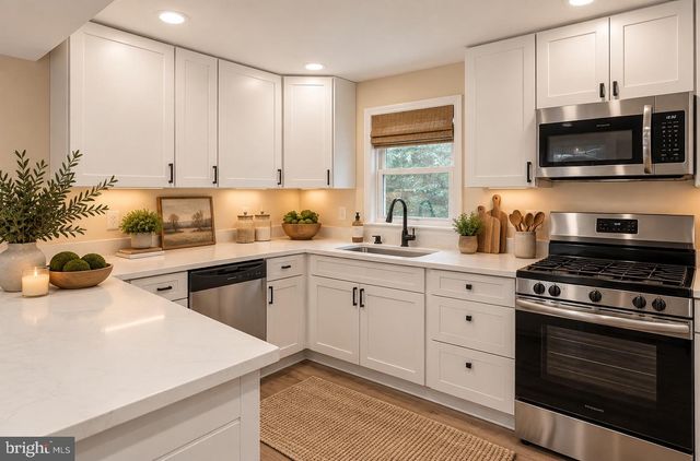 3927 FORESTDALE AVE, Woodbridge, VA 22193