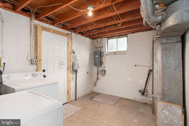 3927 FORESTDALE AVE, Woodbridge, VA 22193