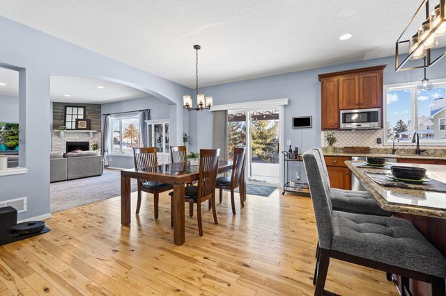 9635 Dunes Lane, Cottage Grove, MN 55016