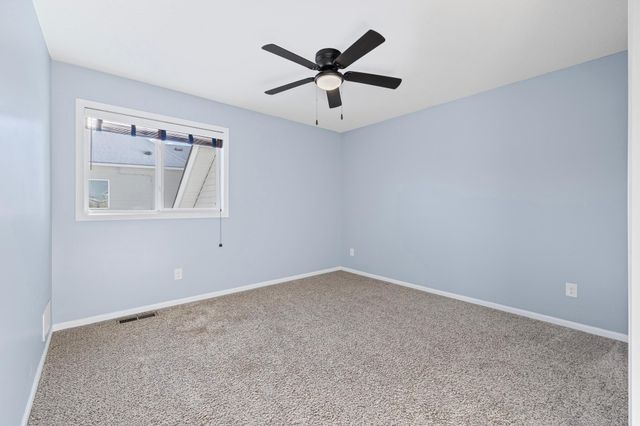 9635 Dunes Lane, Cottage Grove, MN 55016