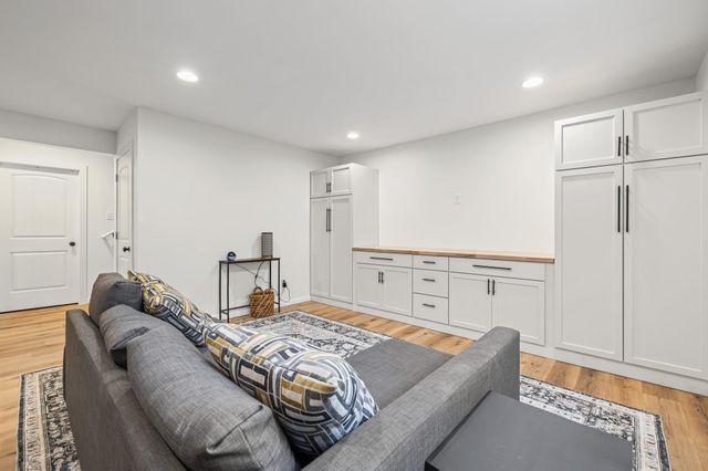 9635 Dunes Lane, Cottage Grove, MN 55016