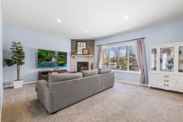 9635 Dunes Lane, Cottage Grove, MN 55016