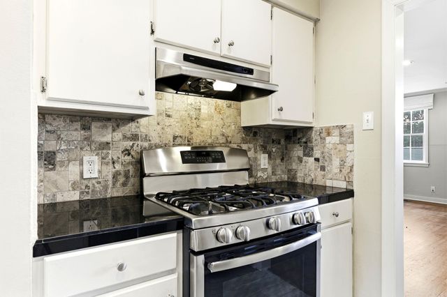 6723 Kenwood Road, Cammack Village, AR 72207
