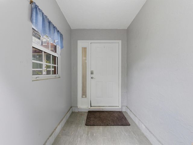 11481 Tangerine Boulevard, The Acreage, FL 33412