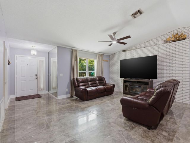 11481 Tangerine Boulevard, The Acreage, FL 33412