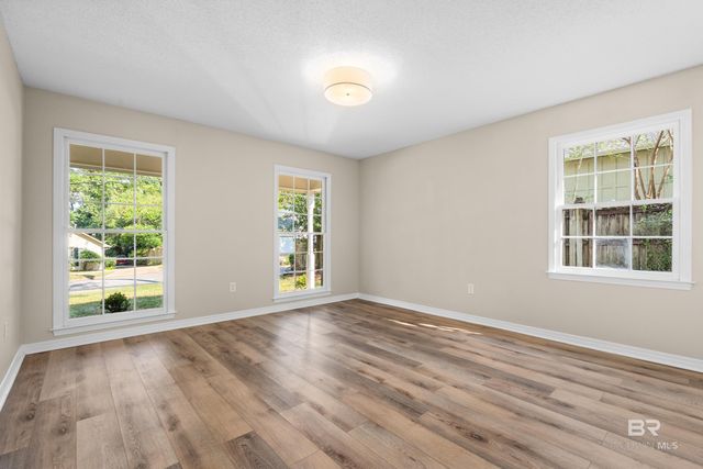 728 Spring Station Road, Mobile, AL 36609