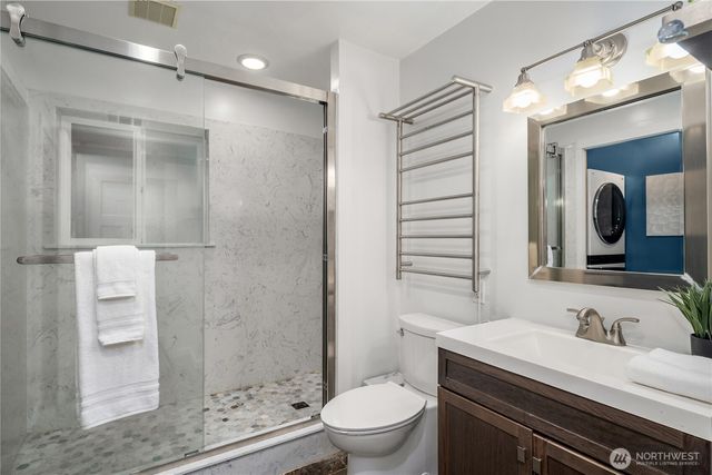 21239 NE 10th Place, Sammamish, WA 98074