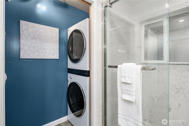 21239 NE 10th Place, Sammamish, WA 98074