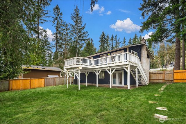 21239 NE 10th Place, Sammamish, WA 98074
