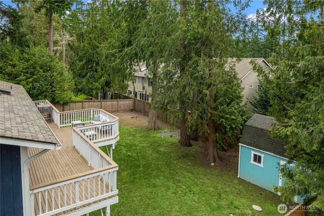21239 NE 10th Place, Sammamish, WA 98074