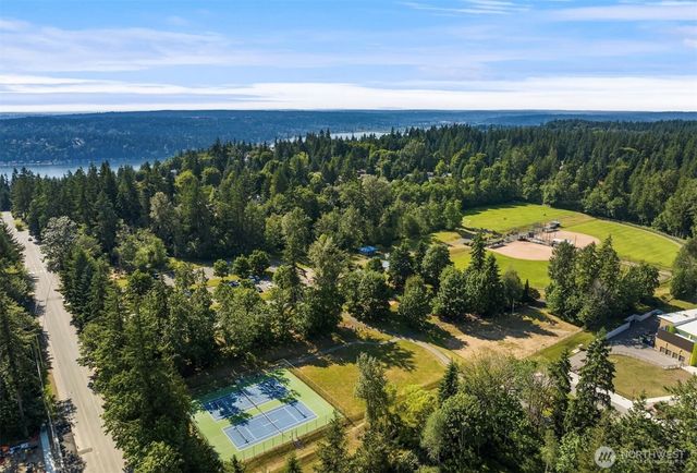 21239 NE 10th Place, Sammamish, WA 98074