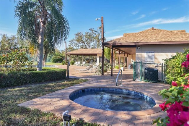 3468 51ST AVENUE DRIVE W, Bradenton, FL 34210