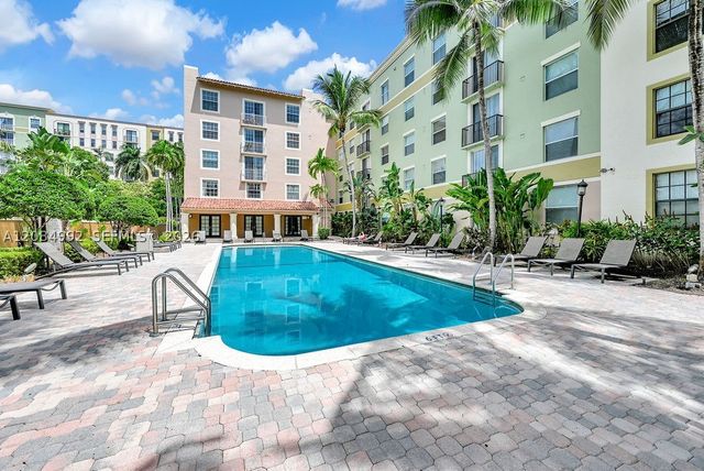1919 Van Buren St 502A, Hollywood, FL 33020