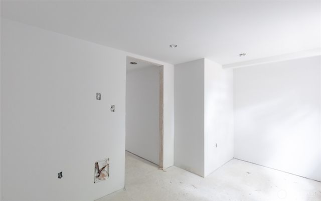 9617 15th Avenue NE, Seattle, WA 98115