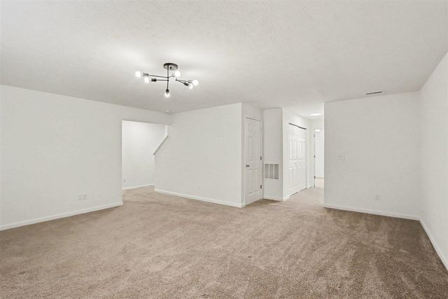 6351 Gabriella Trail, Kalamazoo, MI 49009