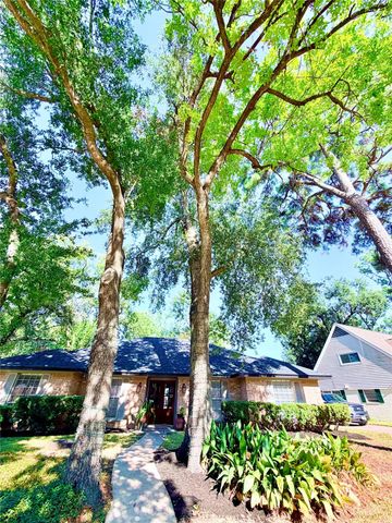 7146 Bayou Forest Drive, Houston, TX 77088